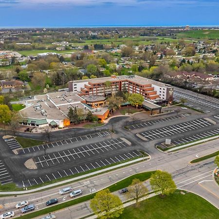 Delta Hotels By Marriott Mount Pleasant Racine Exterior photo