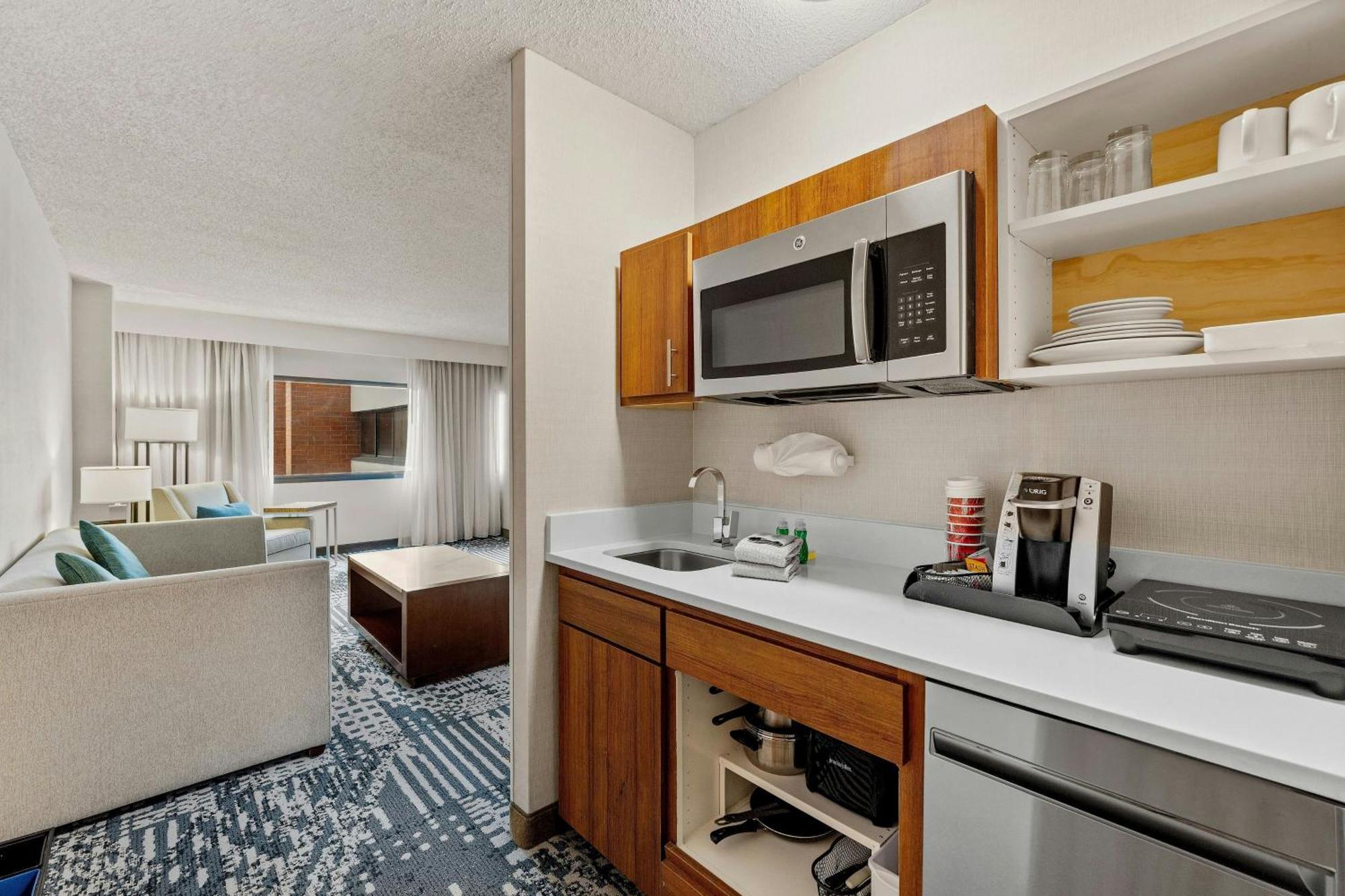Delta Hotels By Marriott Mount Pleasant Racine Exterior photo