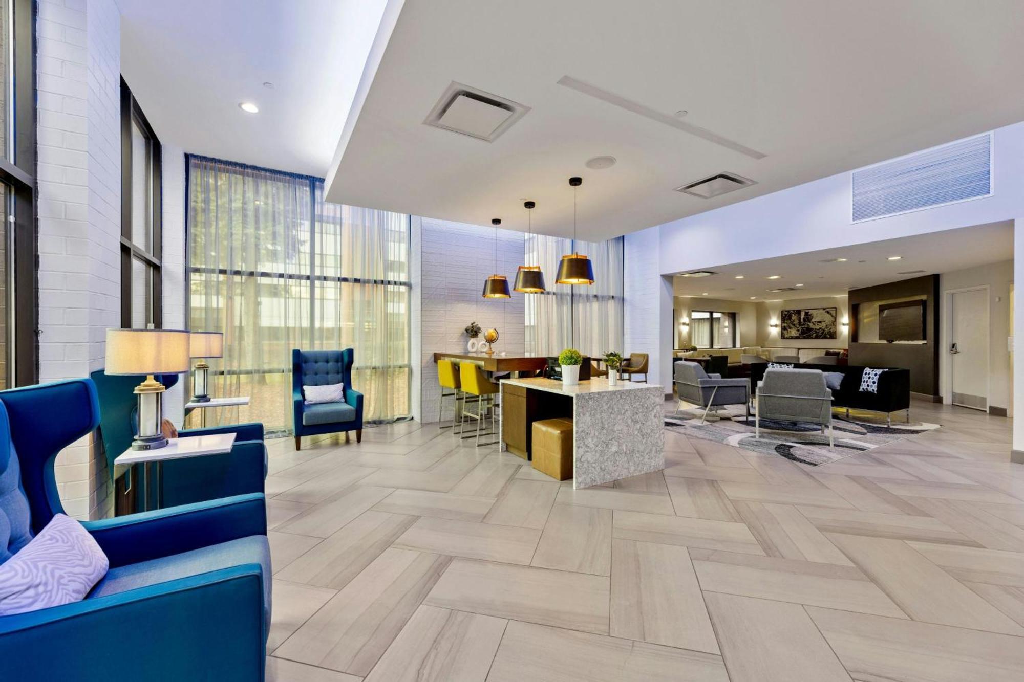 Delta Hotels By Marriott Mount Pleasant Racine Exterior photo